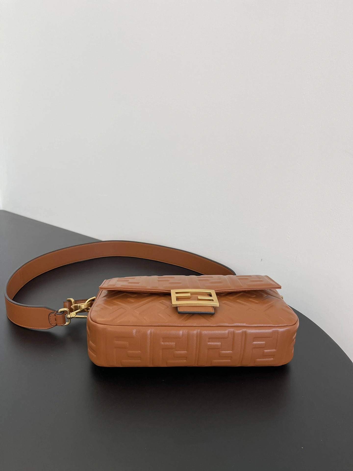 Fendi Satchel Bags Timeless 76760