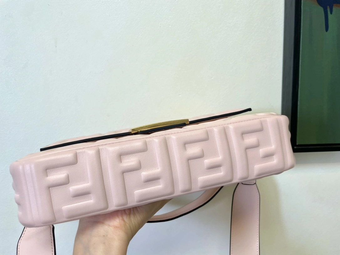 Fendi Satchel Bags Minimalist 76761