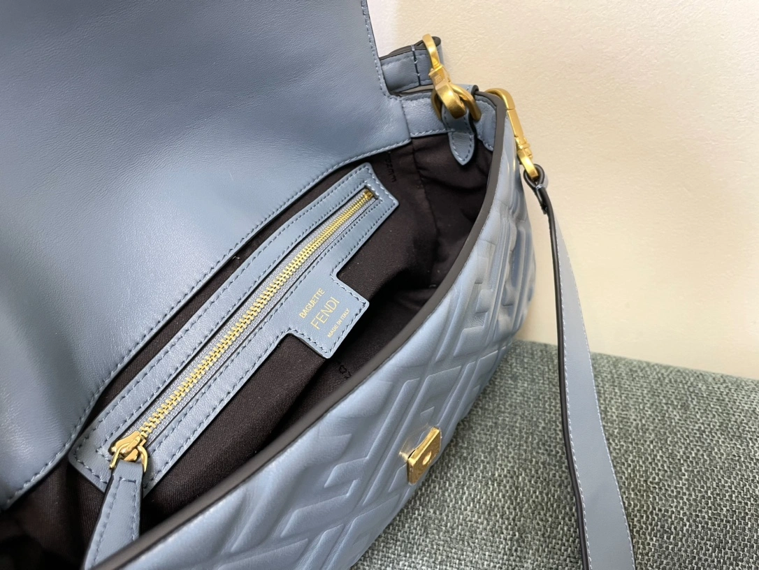Fendi Satchel Bags Youthful 76756