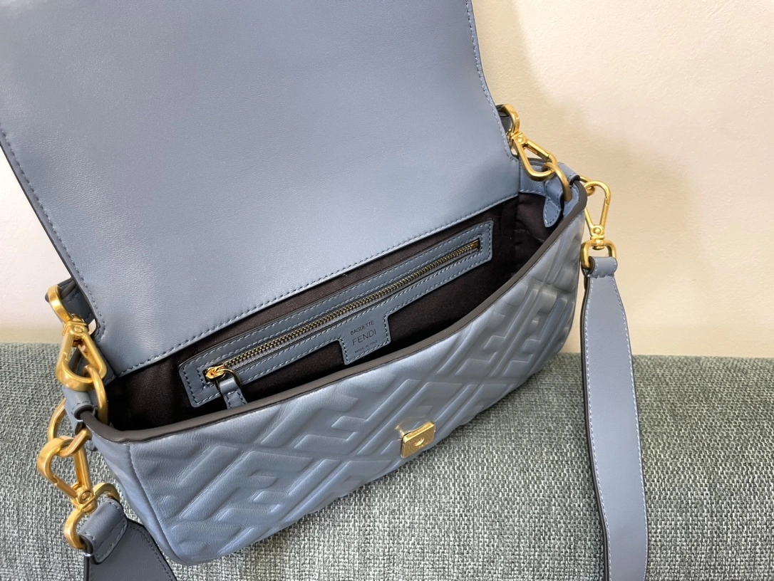 Fendi Satchel Bags Youthful 76756