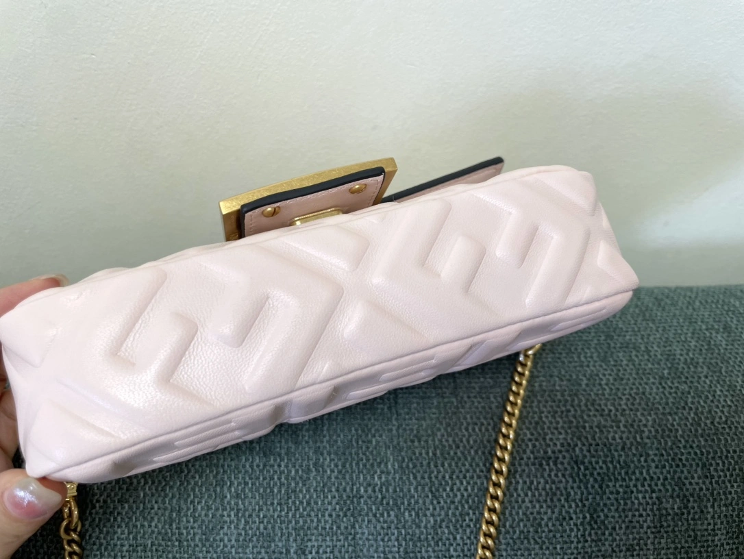 Fendi Satchel Bags TimelessDesign 76747