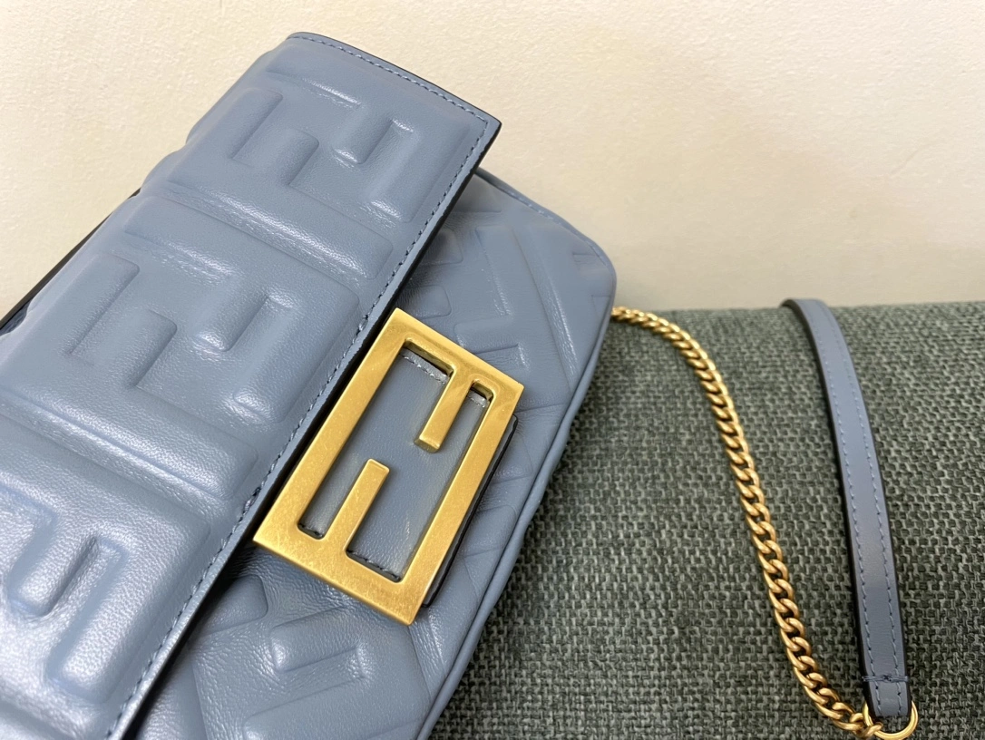 Fendi Satchel Bags ZipUp 76757