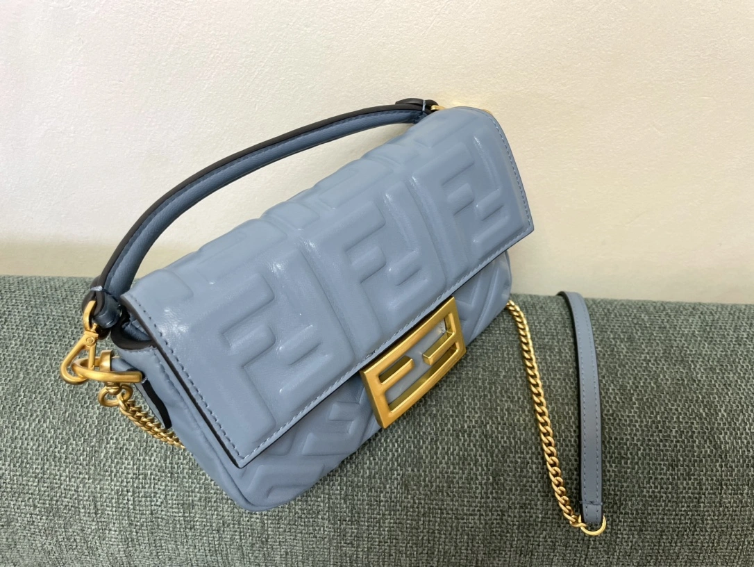 Fendi Satchel Bags ZipUp 76757
