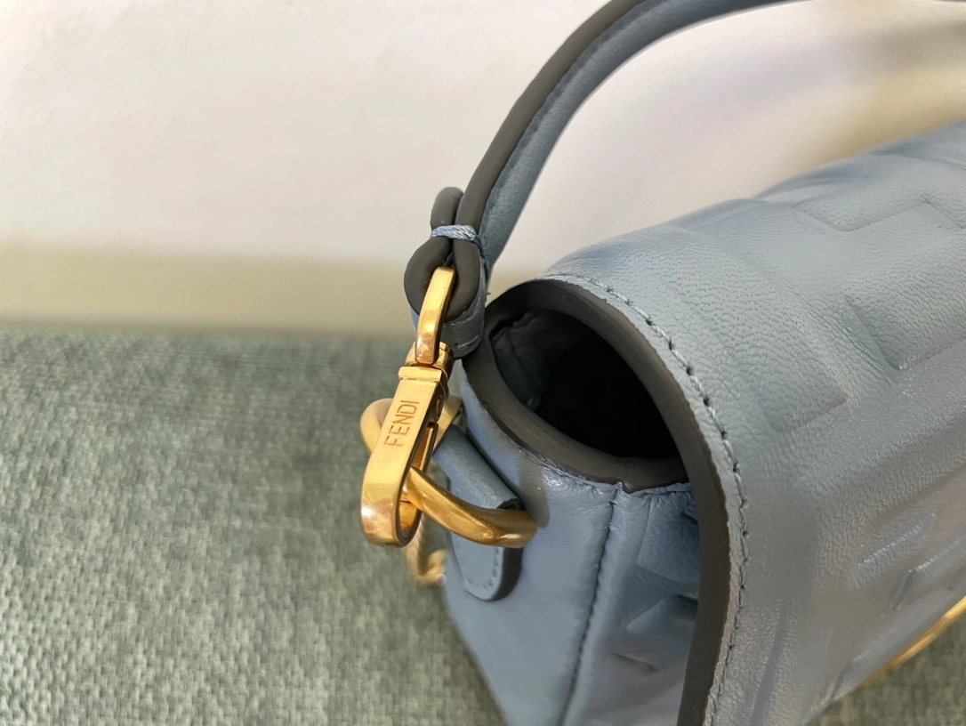 Fendi Satchel Bags ZipUp 76757