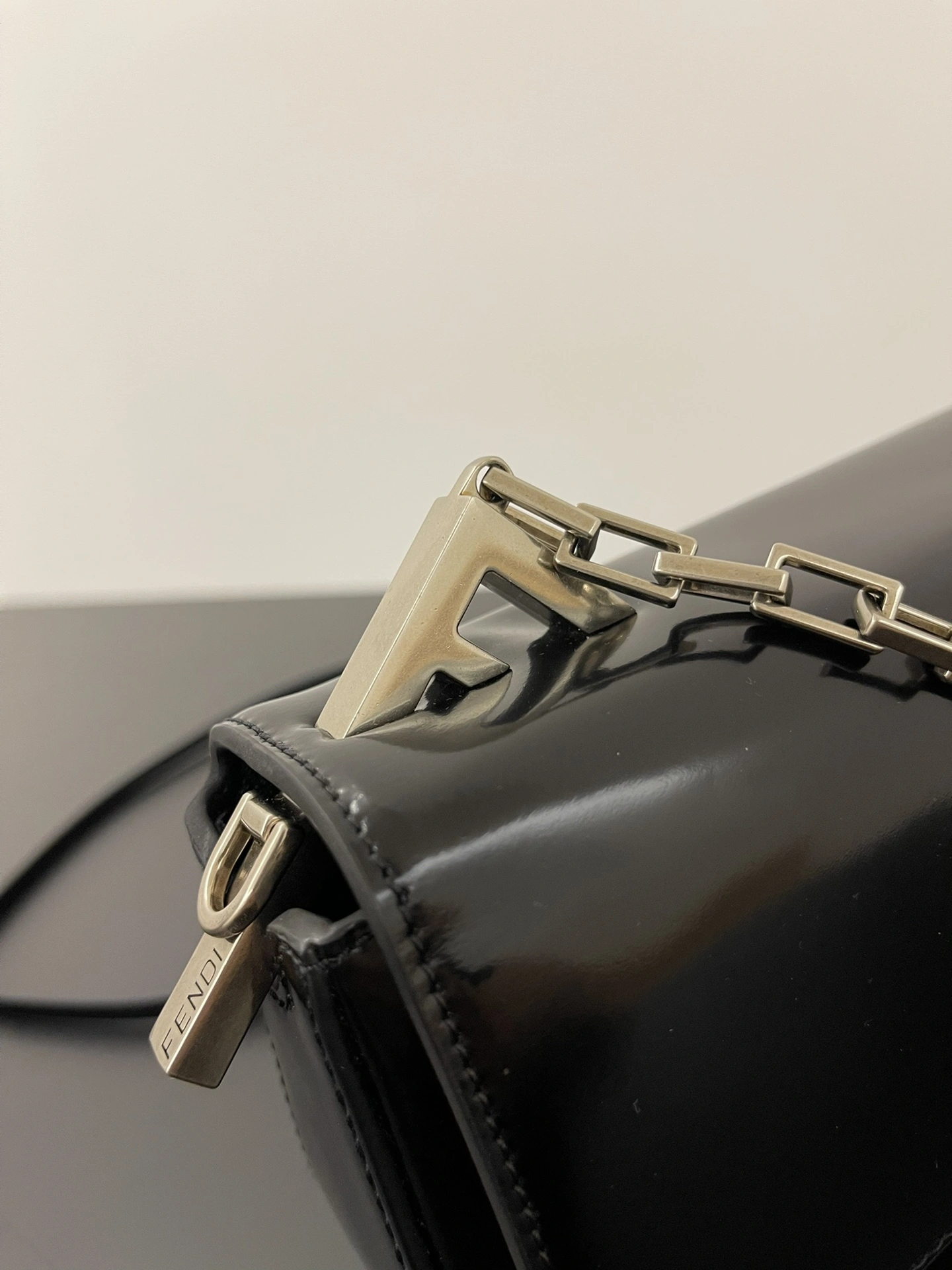 Fendi Satchel Bags Comfortable 76752