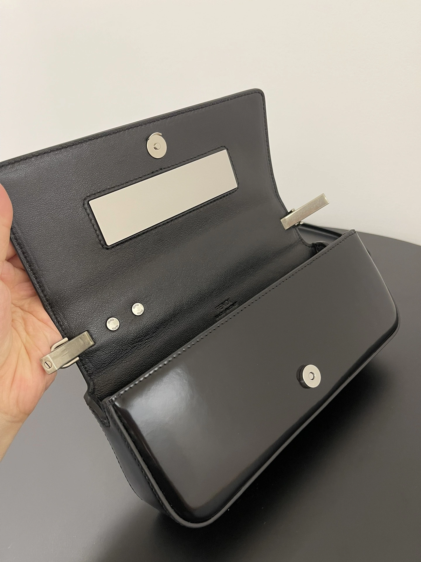 Fendi Satchel Bags Comfortable 76752