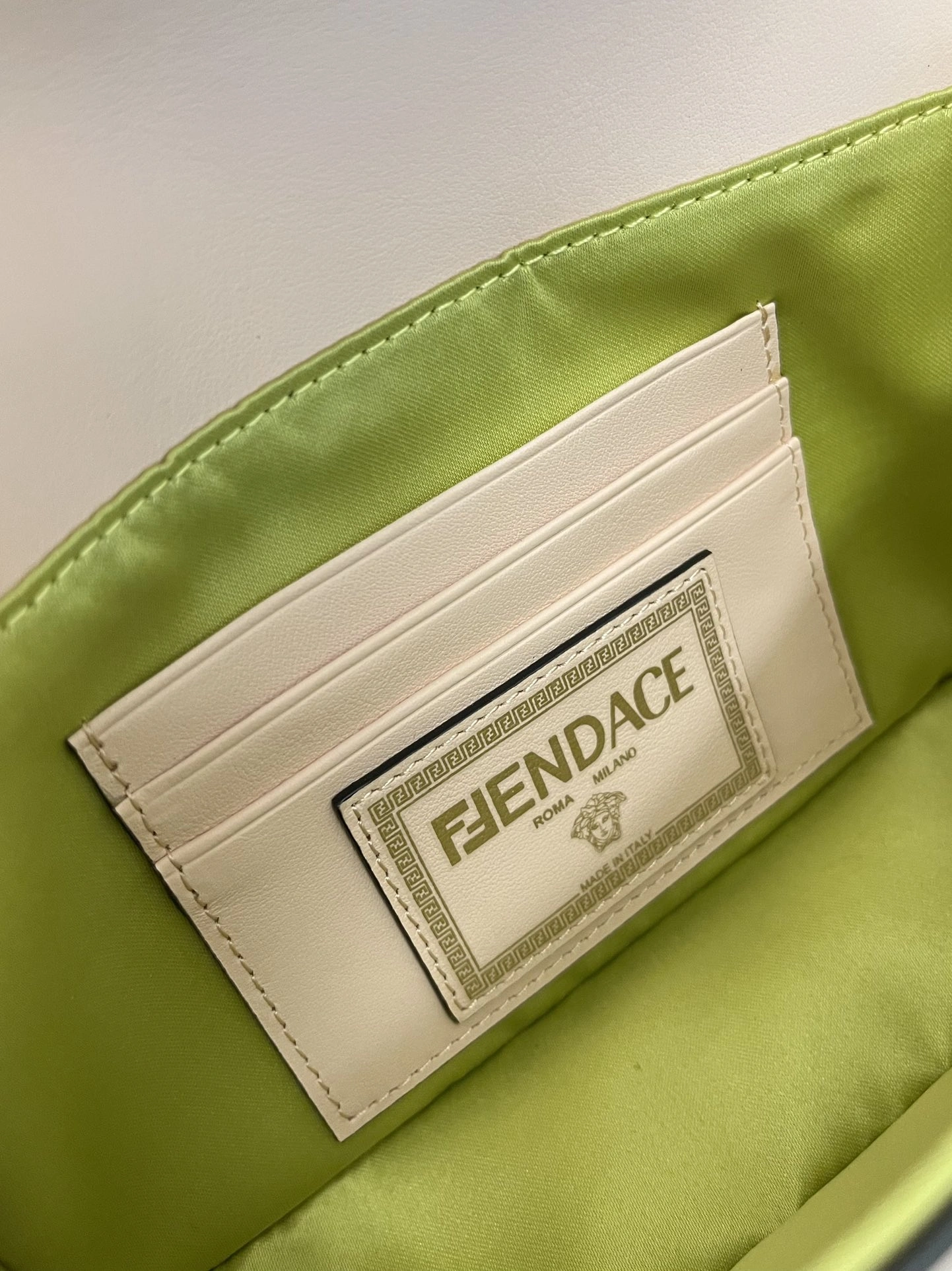 TechFriendly Fendi Satchel Bags 76762