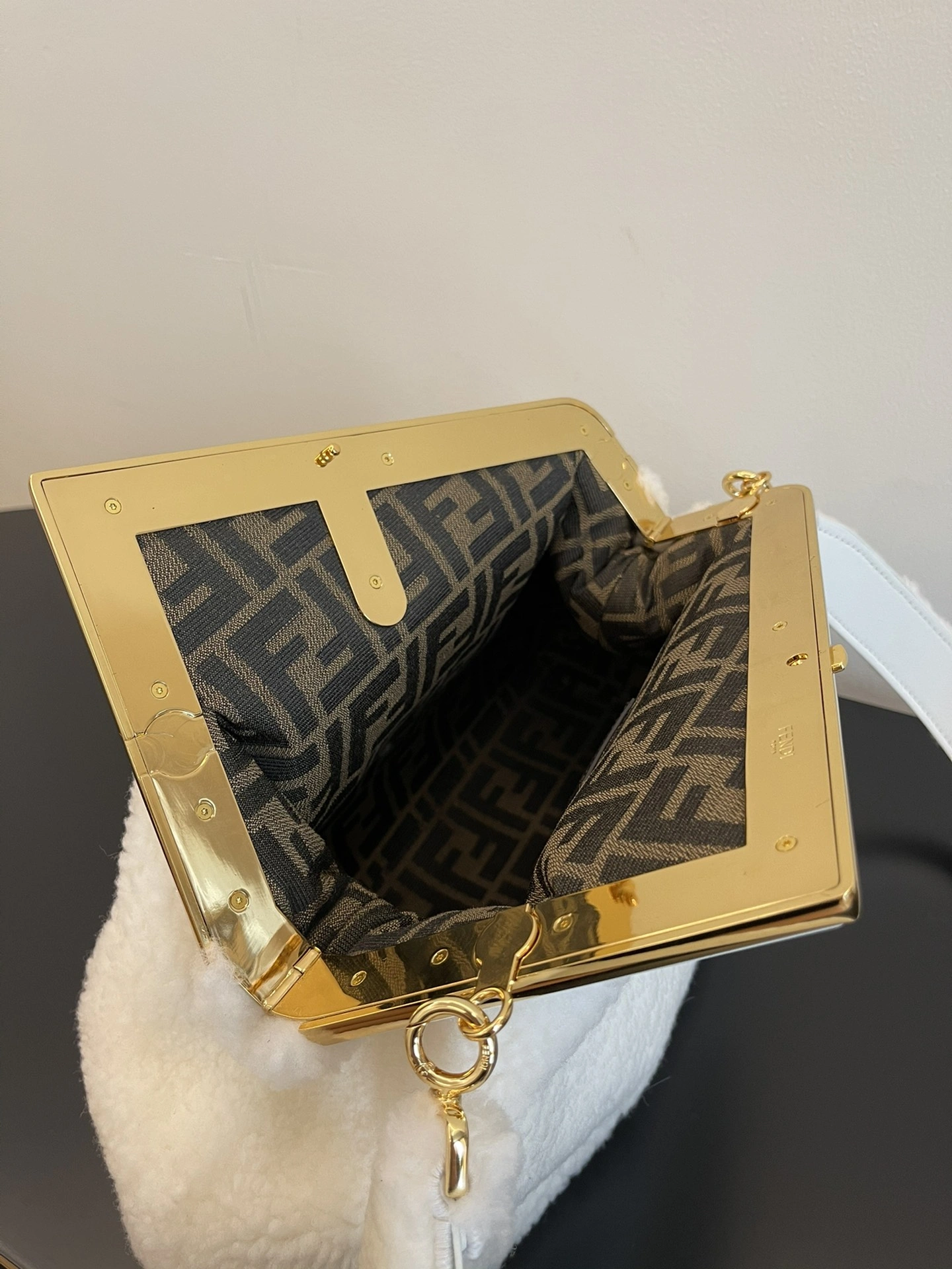Fendi Satchel Bags Tailored 76731