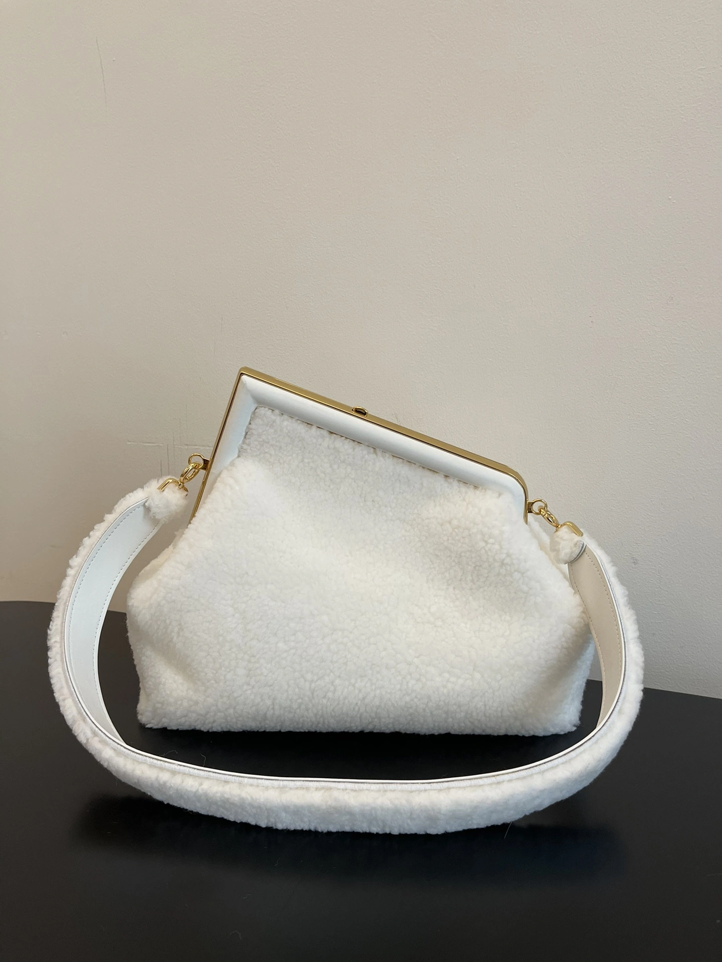 Fendi Satchel Bags Tailored 76731
