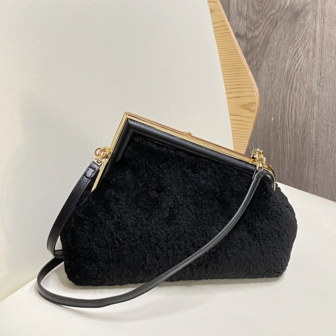 Fendi Satchel Bags WrinkleFree 76730