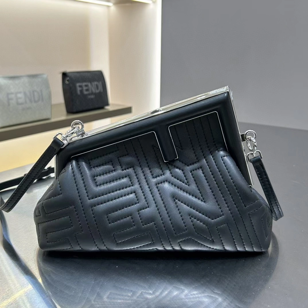Neat Fendi Satchel Bags 76724