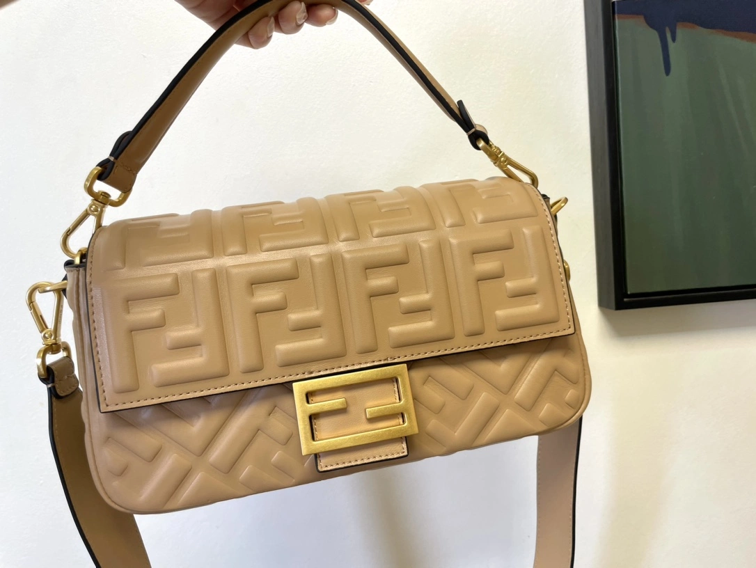 Tailored Fendi Satchel Bags 76702