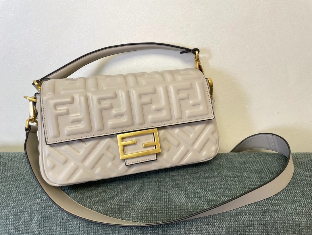 ZipUp Fendi Satchel Bags 76708