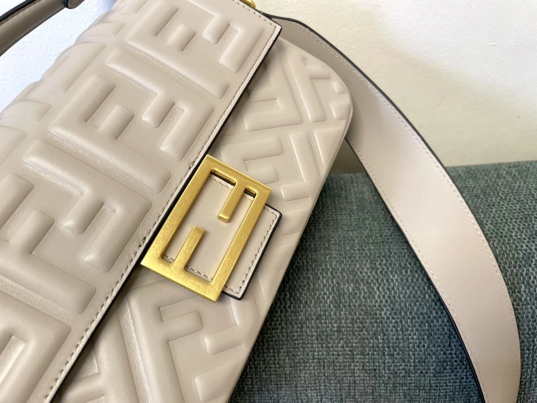 ZipUp Fendi Satchel Bags 76708
