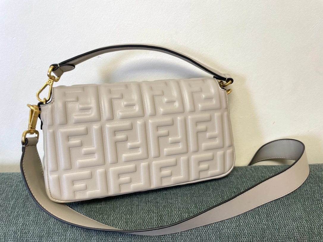 ZipUp Fendi Satchel Bags 76708