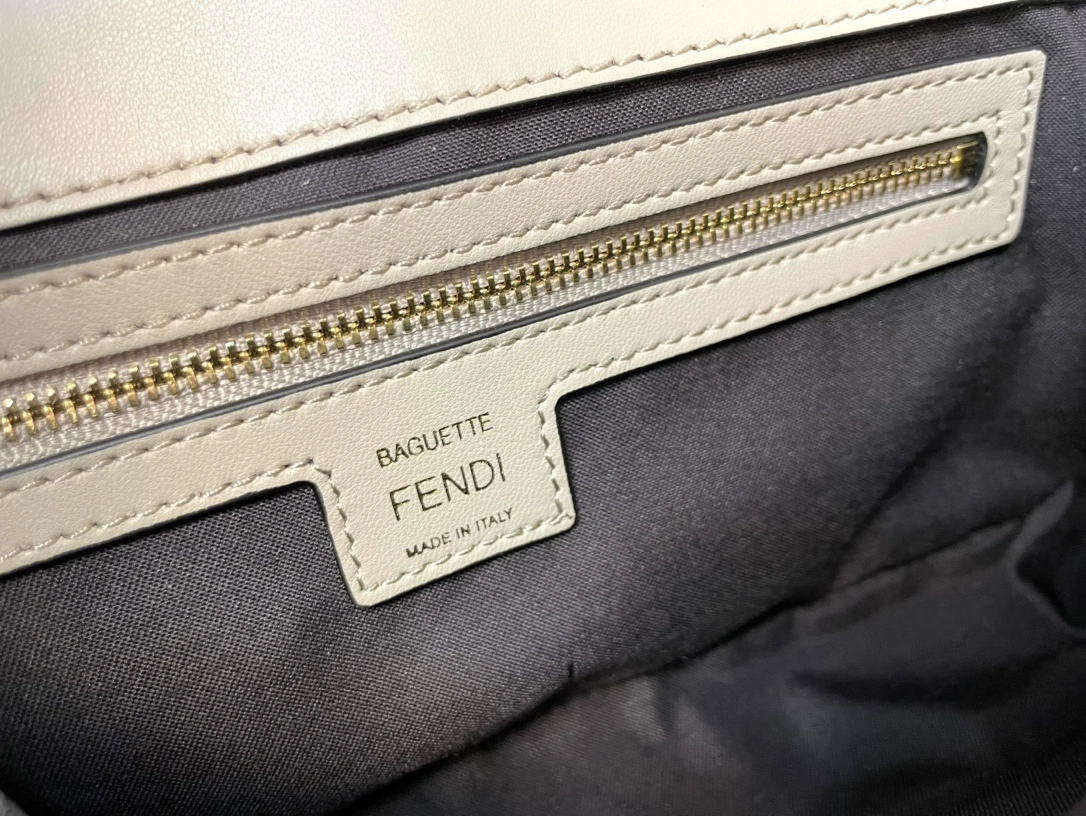 ZipUp Fendi Satchel Bags 76708
