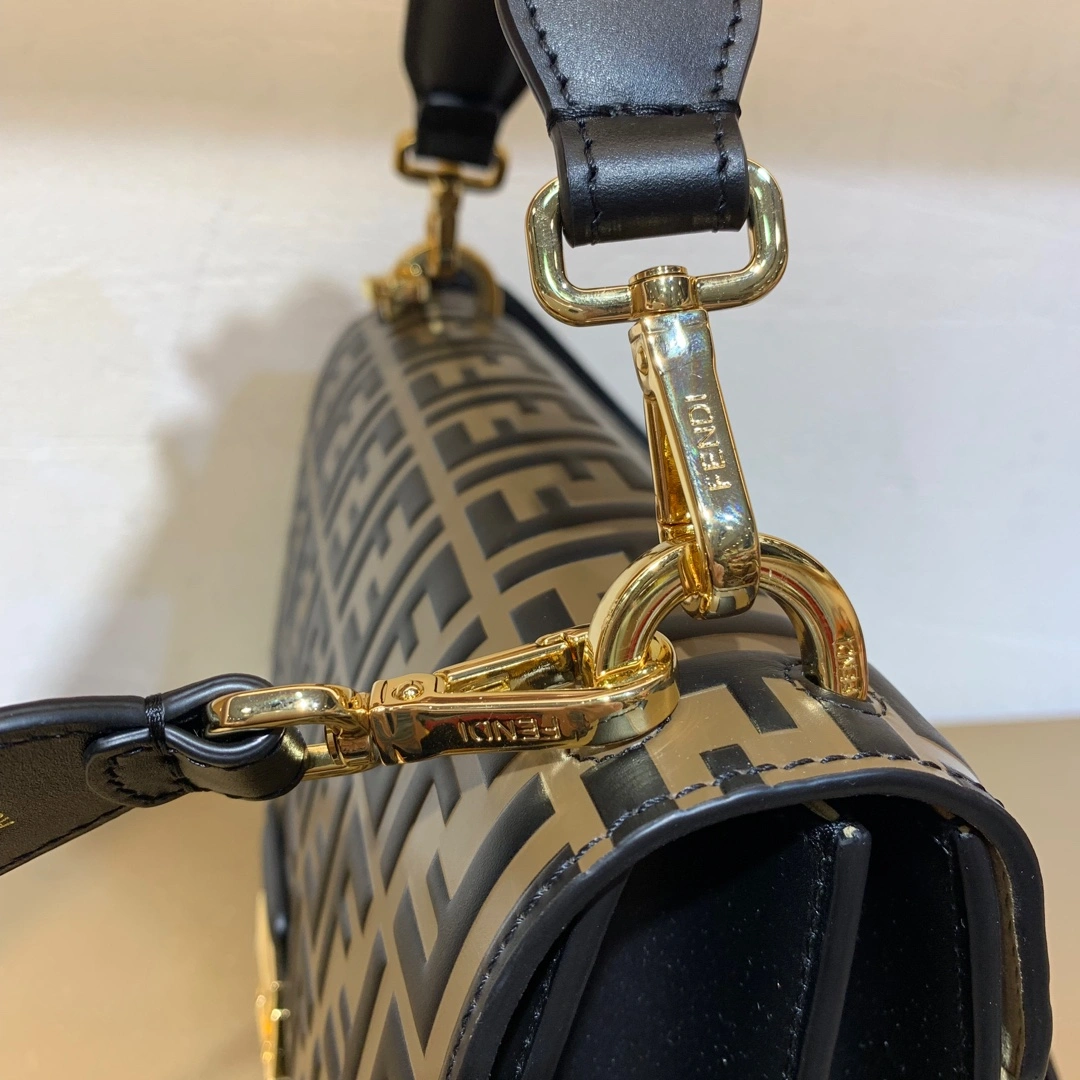 Fendi Satchel Bags SmartChoice 76699