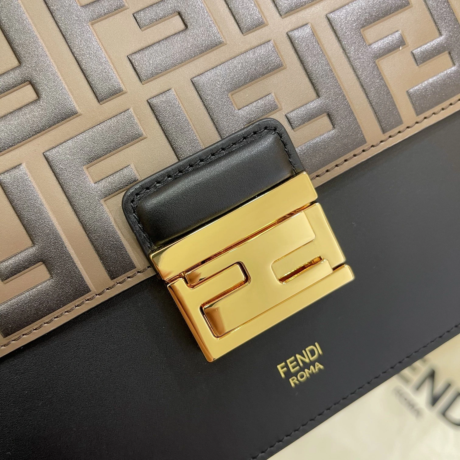 Elegant Fendi Satchel Bags 76718