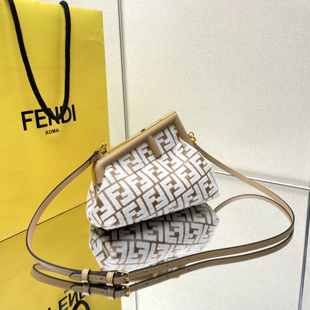 Fendi Satchel Bags Reliable 76695