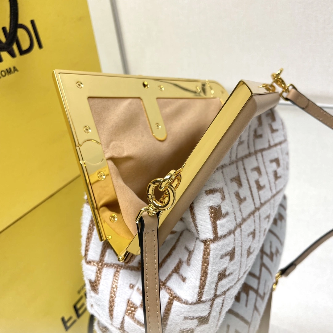 Fendi Satchel Bags Reliable 76695