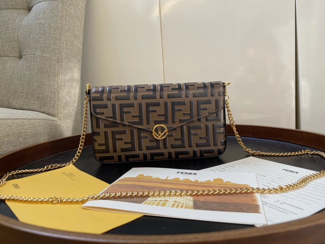 WellDesigned Fendi Satchel Bags 76714