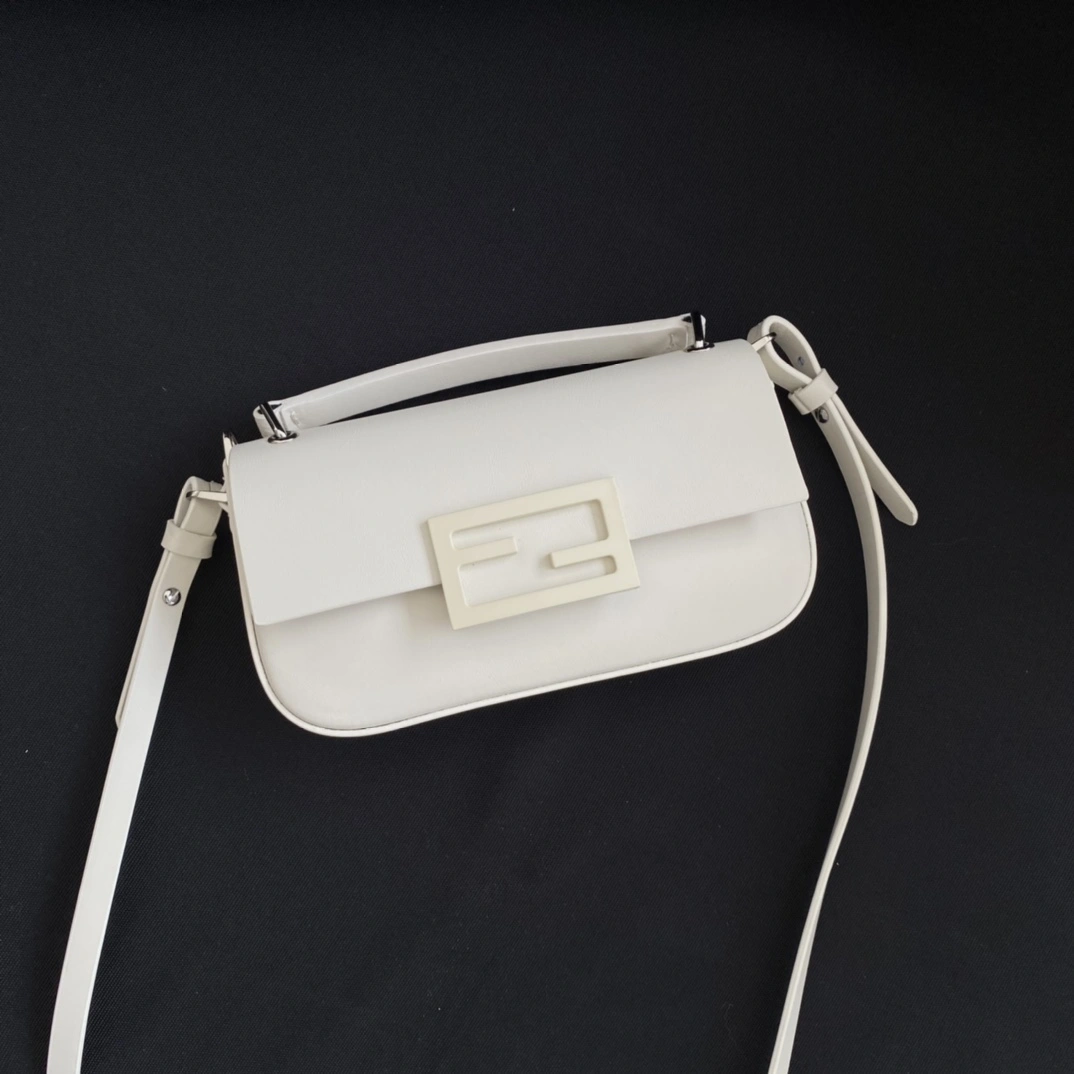 Fendi Satchel Bags Premium 76709
