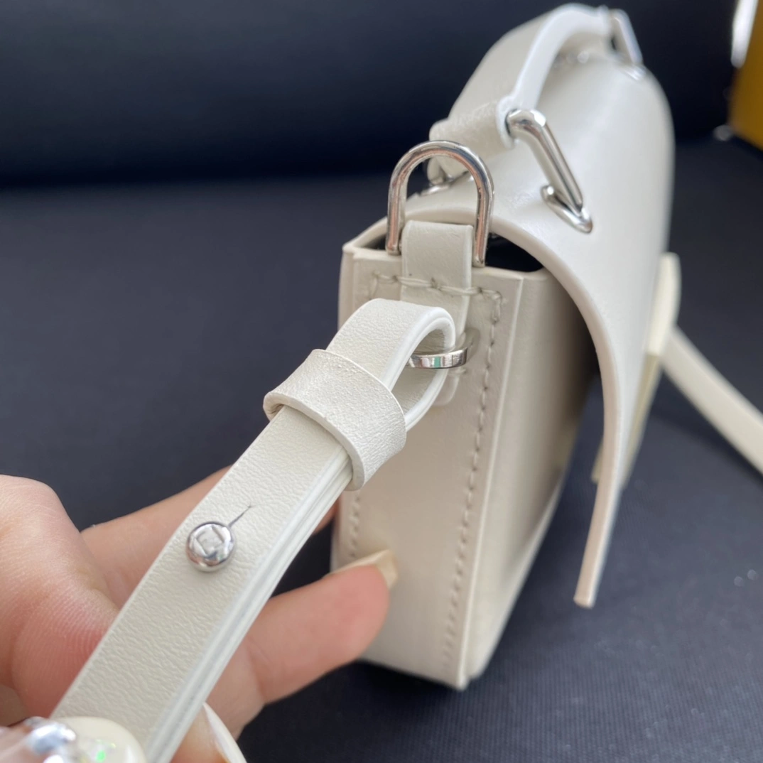 Fendi Satchel Bags Premium 76709