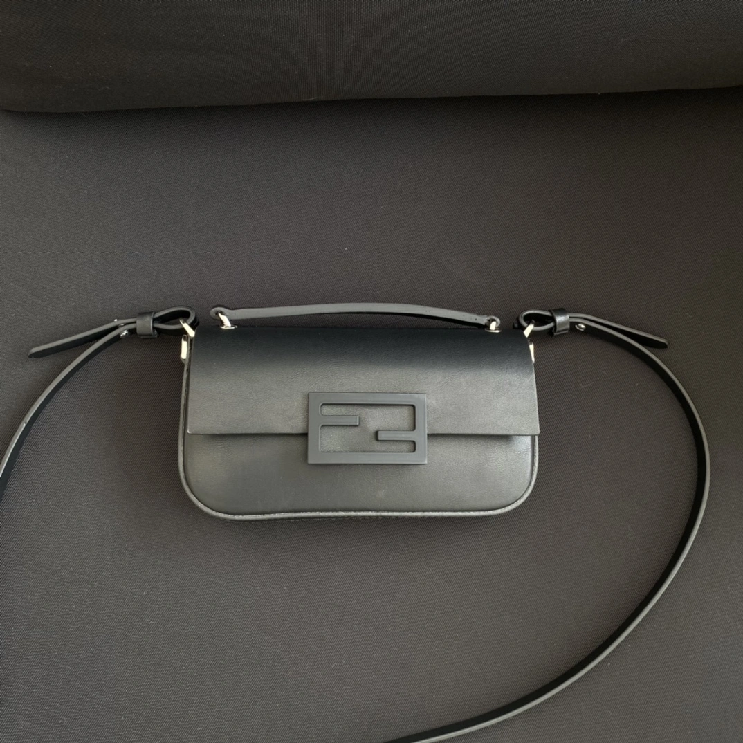 Fendi Satchel Bags Refined 76717