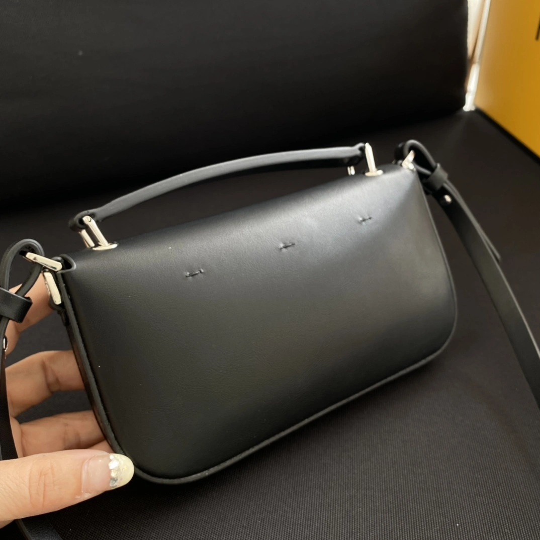 Fendi Satchel Bags Refined 76717