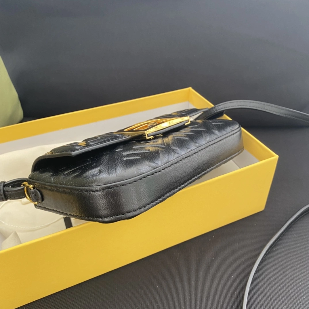 Fendi Satchel Bags WrinkleFree 76694
