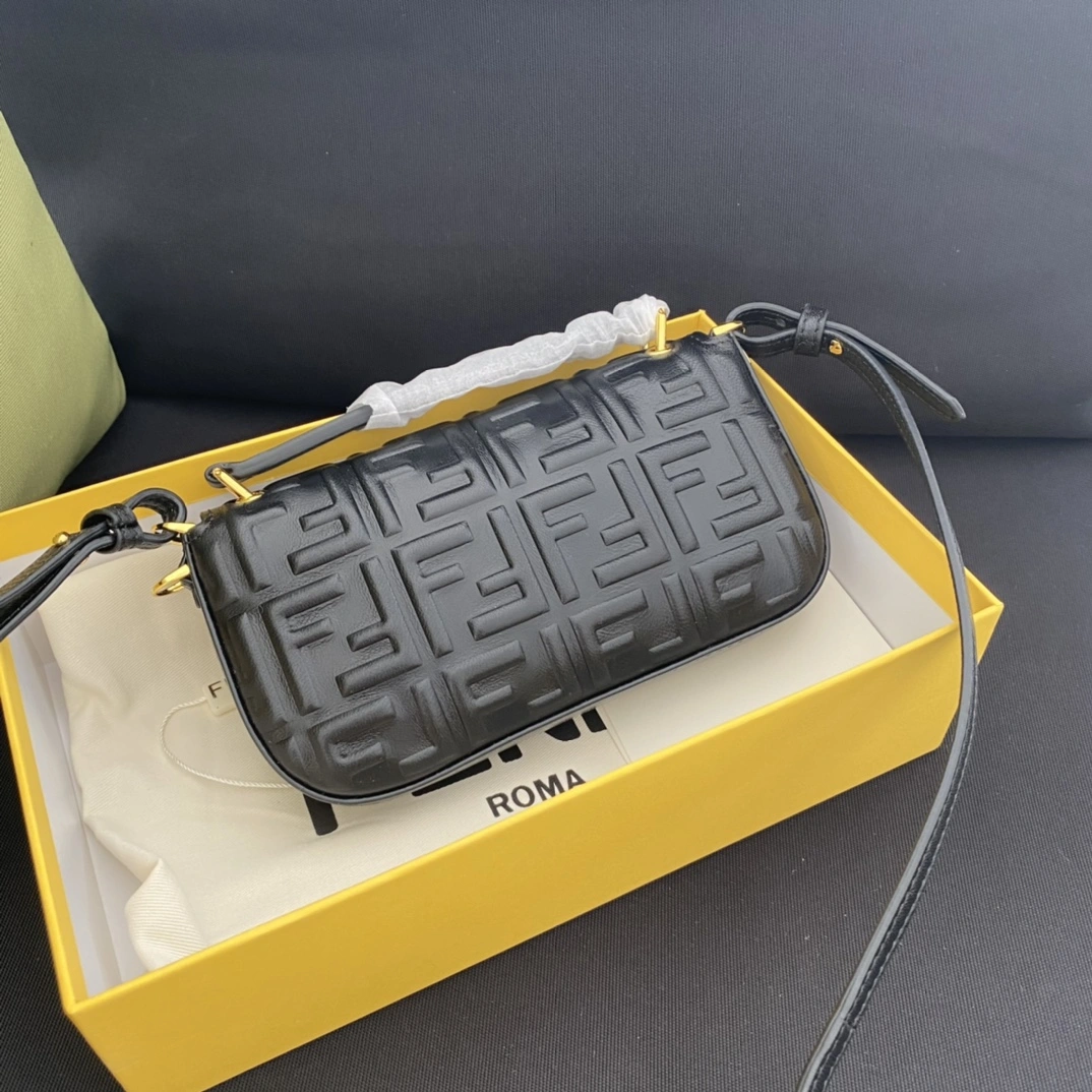 Fendi Satchel Bags WrinkleFree 76694