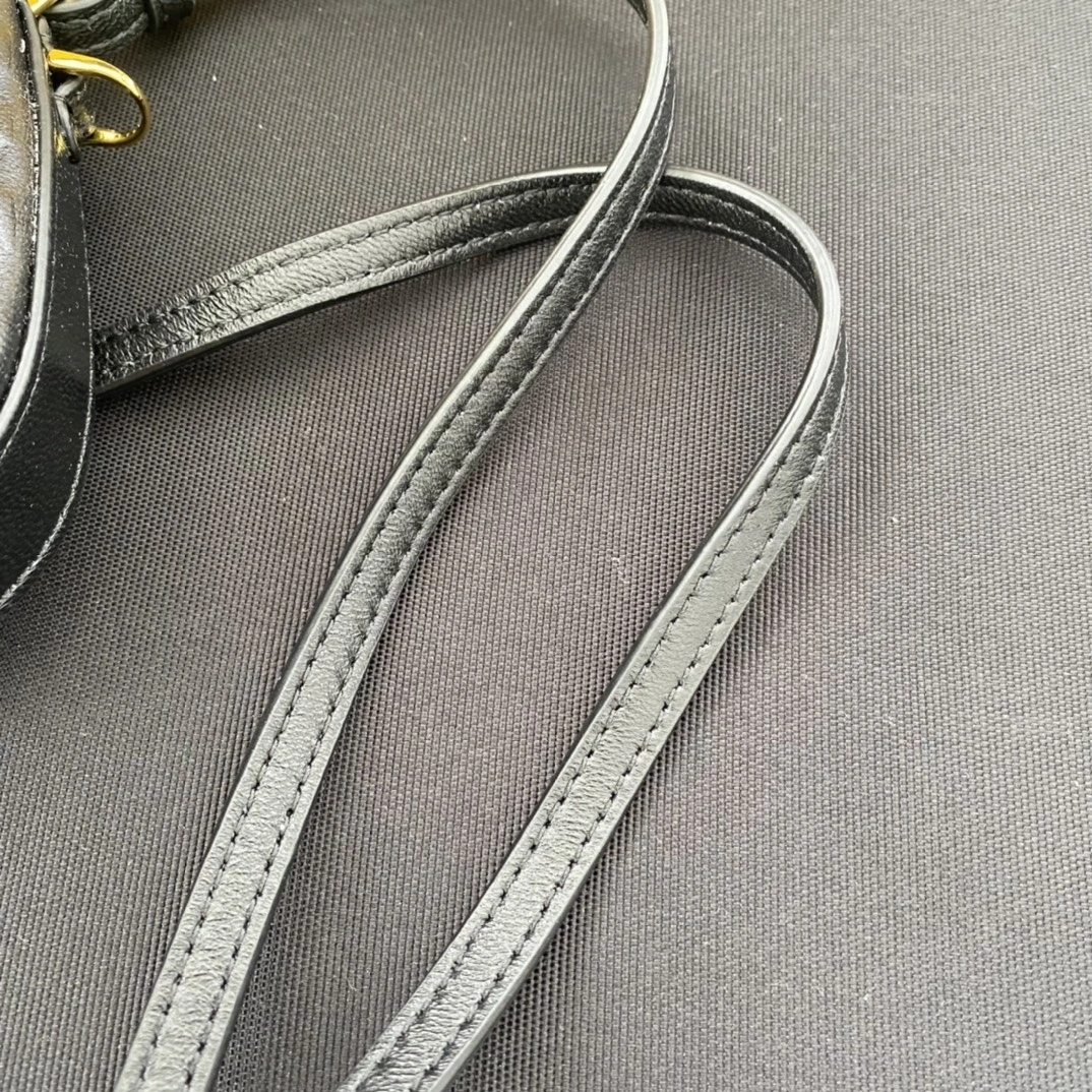 Fendi Satchel Bags WrinkleFree 76694