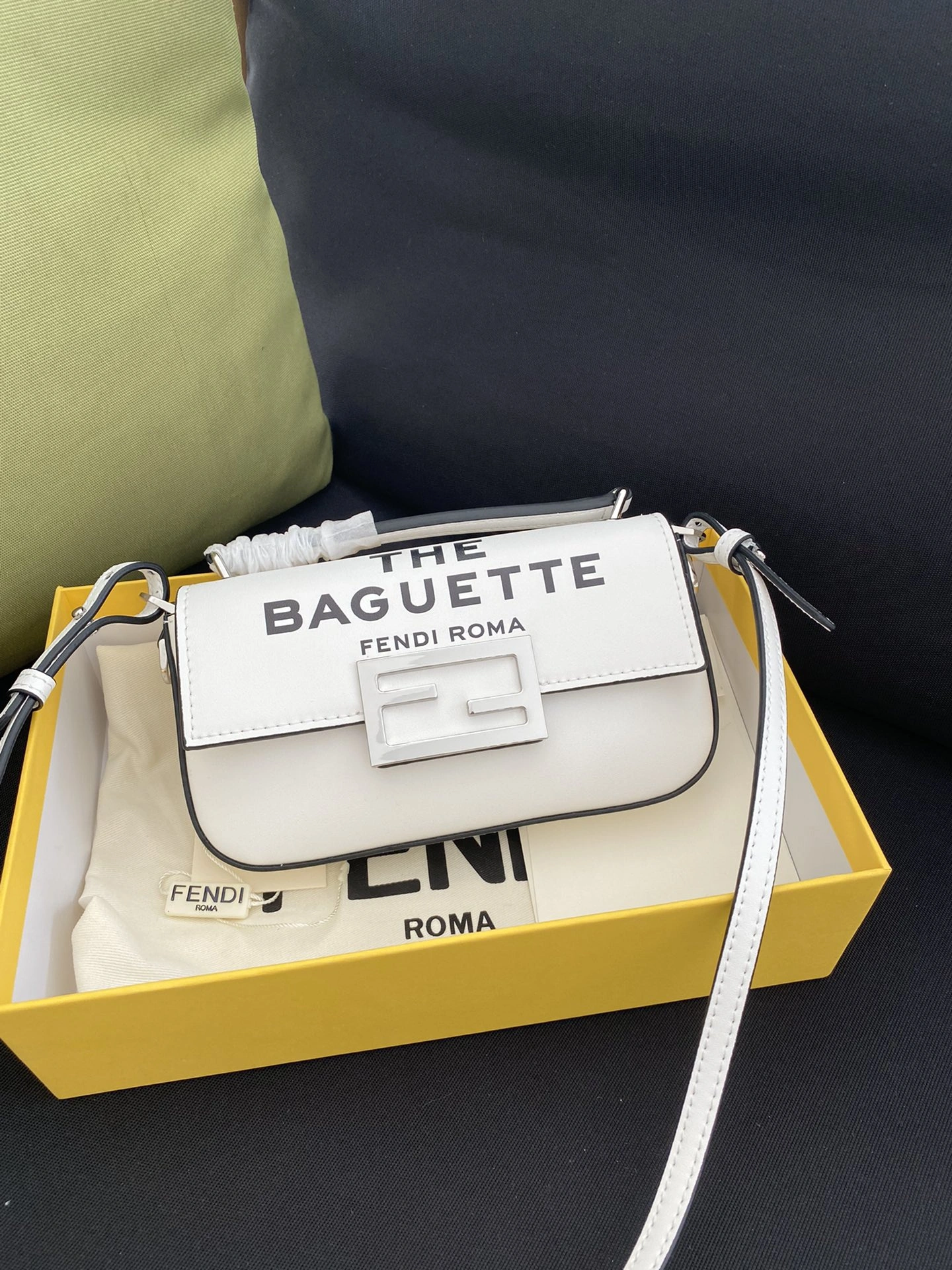 Fendi Satchel Bags Refined 76720
