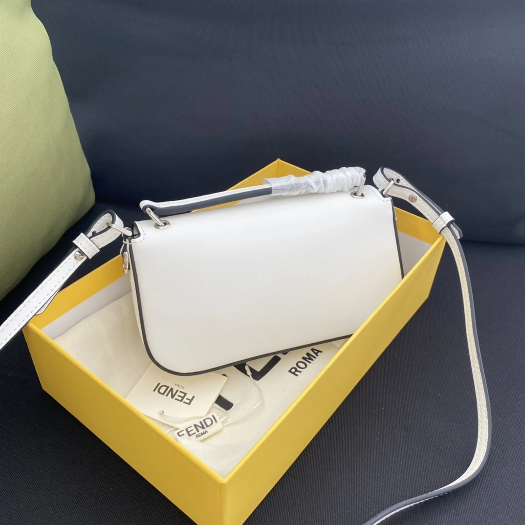 Fendi Satchel Bags Refined 76720