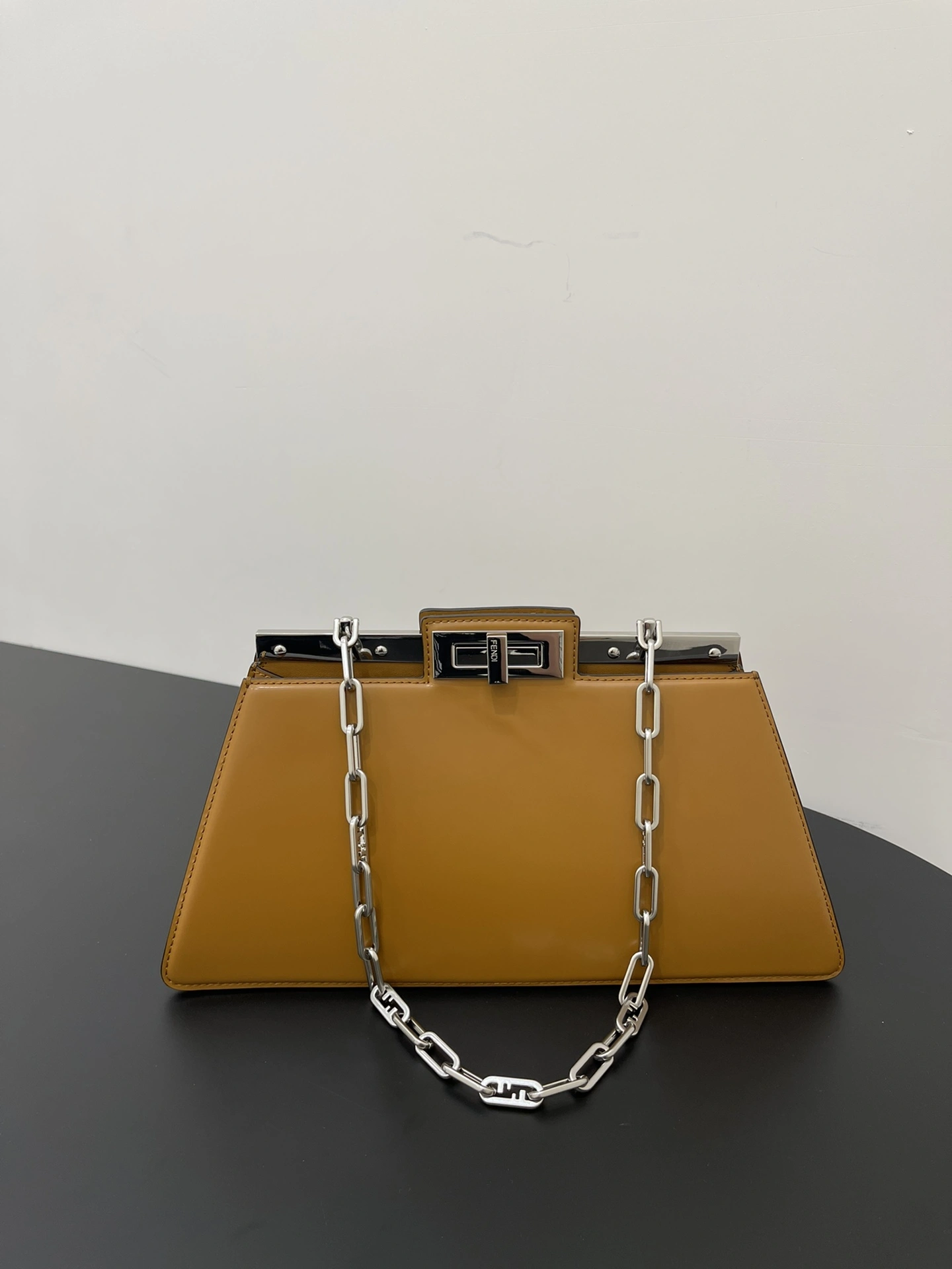 Fendi Satchel Bags Casual 76688