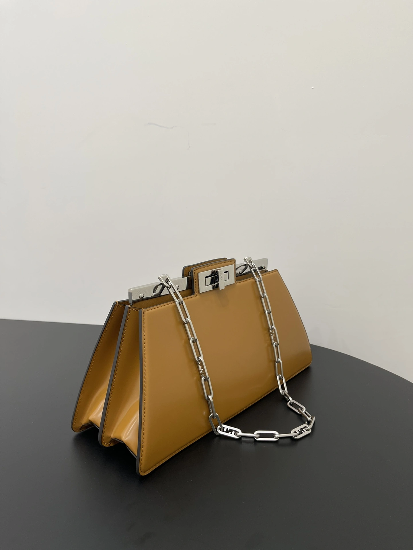 Fendi Satchel Bags Casual 76688