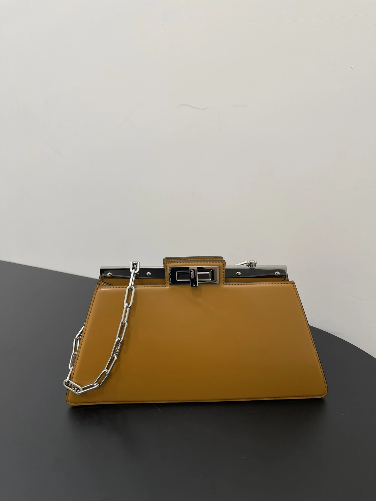 Fendi Satchel Bags Casual 76688
