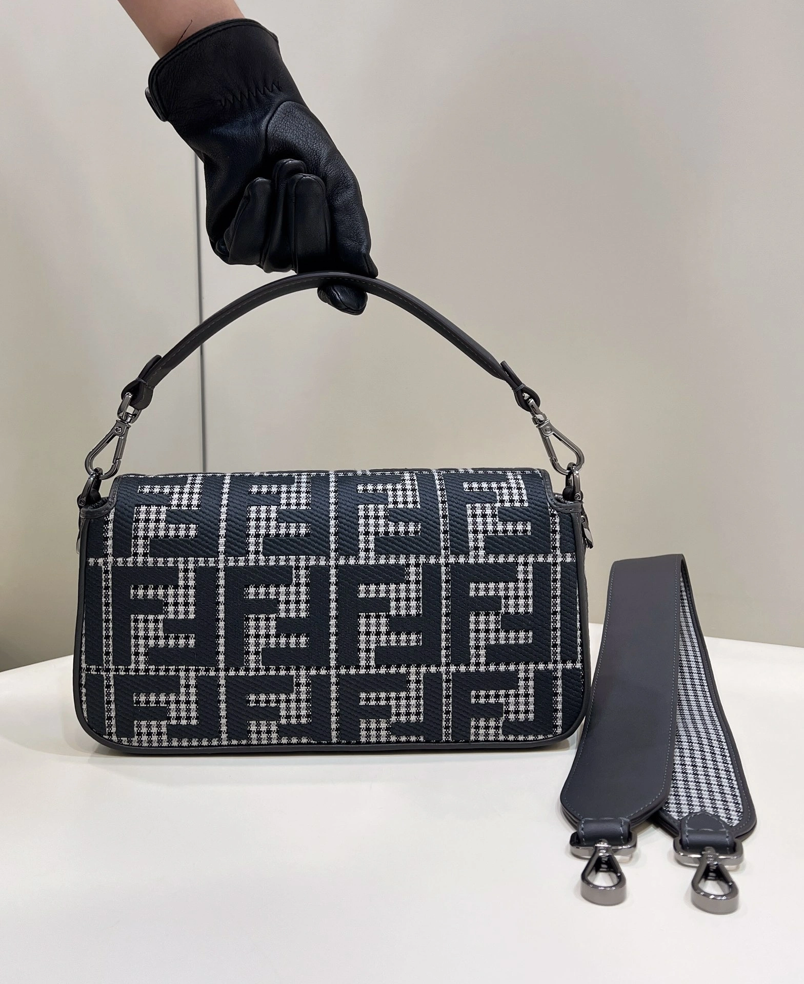 Fendi Satchel Bags SunProtective 76686