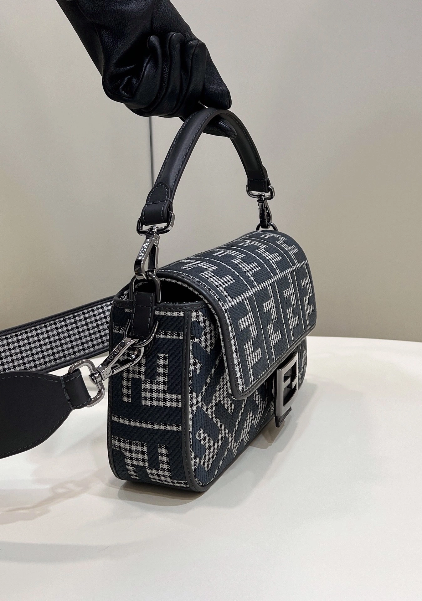 Fendi Satchel Bags SunProtective 76686