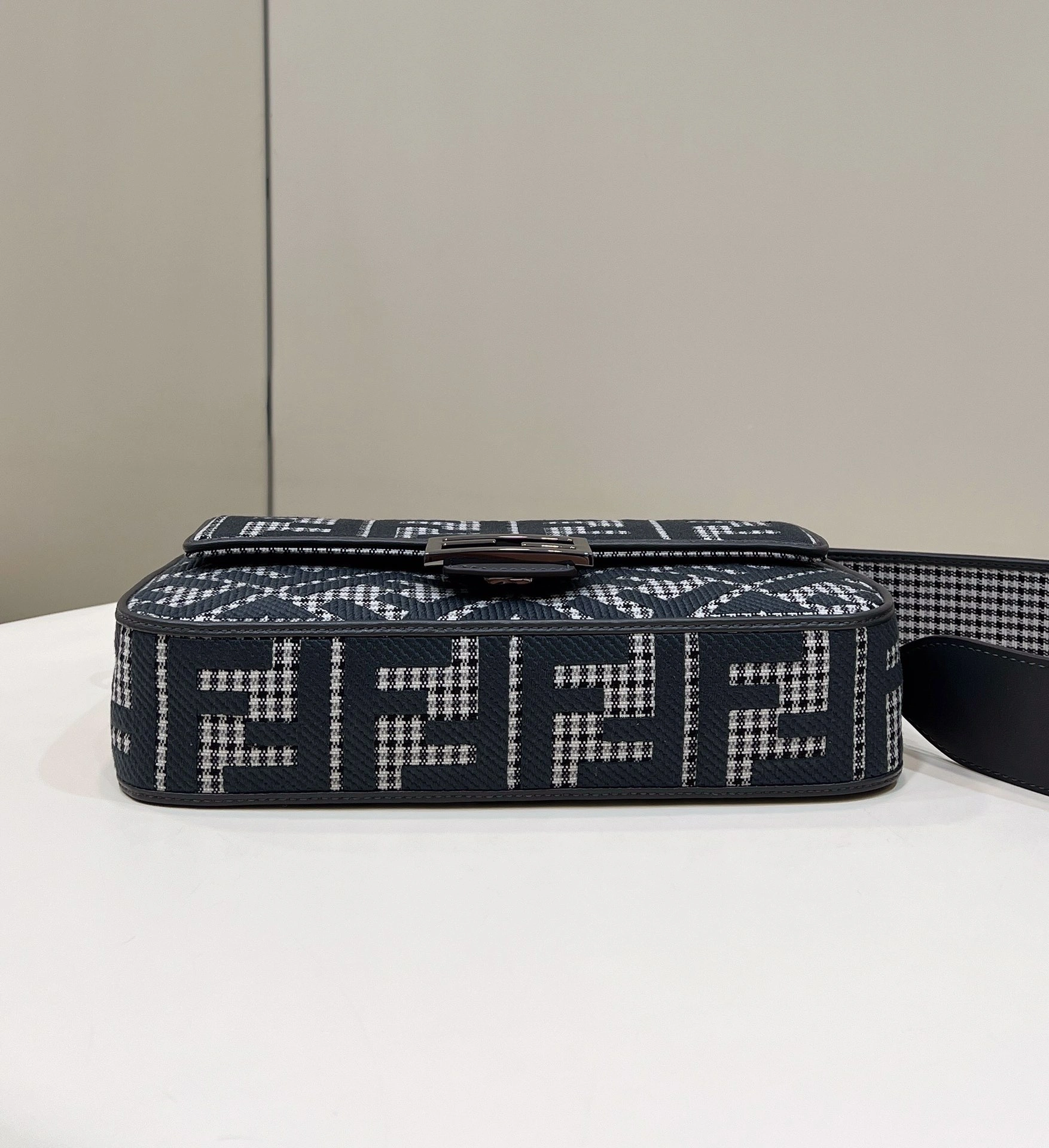 Fendi Satchel Bags SunProtective 76686