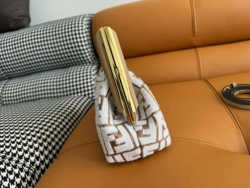 Unisex Fendi Satchel Bags 72876