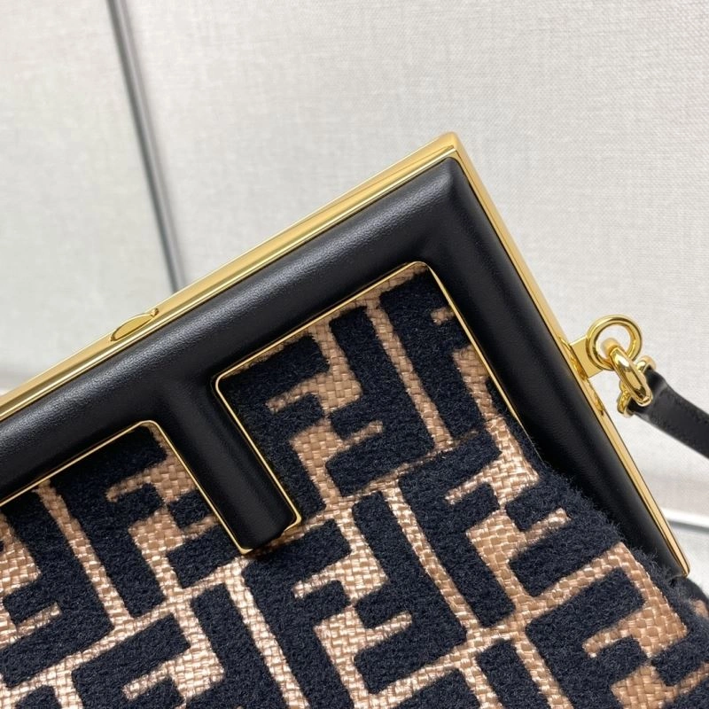 Fendi Satchel Bags Breathable 72838
