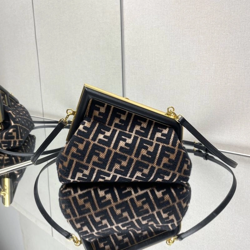 Fendi Satchel Bags Breathable 72838
