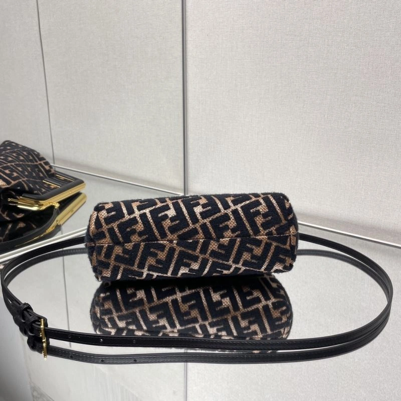 Fendi Satchel Bags Breathable 72838