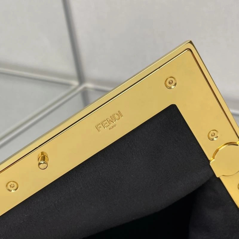 Fendi Satchel Bags Breathable 72838