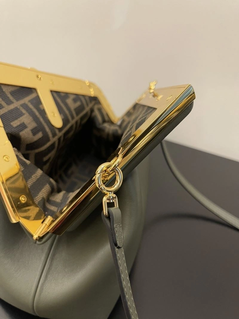 Fendi Satchel Bags Bold 72822