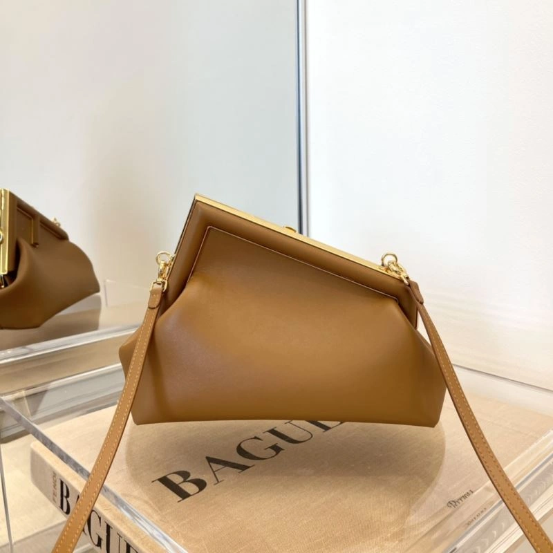 Fendi Satchel Bags Lightweight 72815