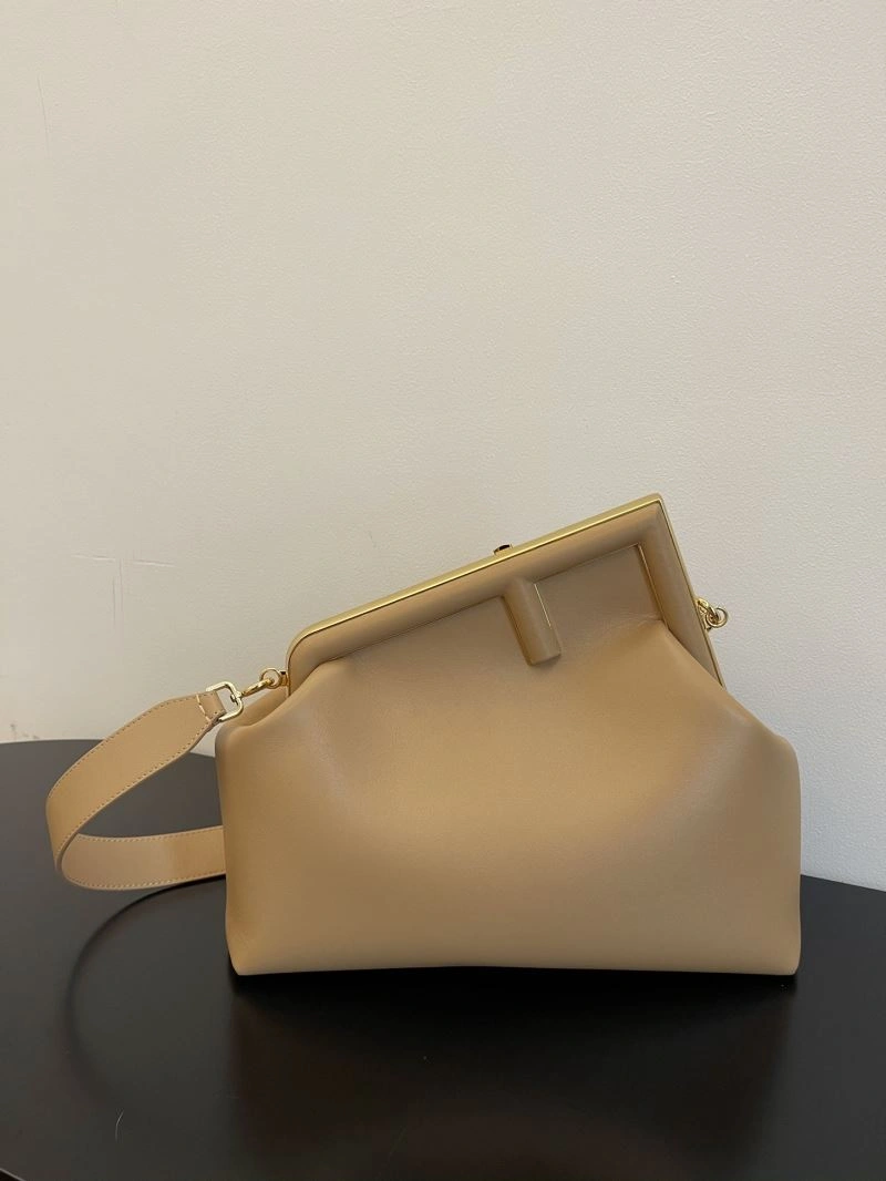 Fendi Satchel Bags Versatile 72812