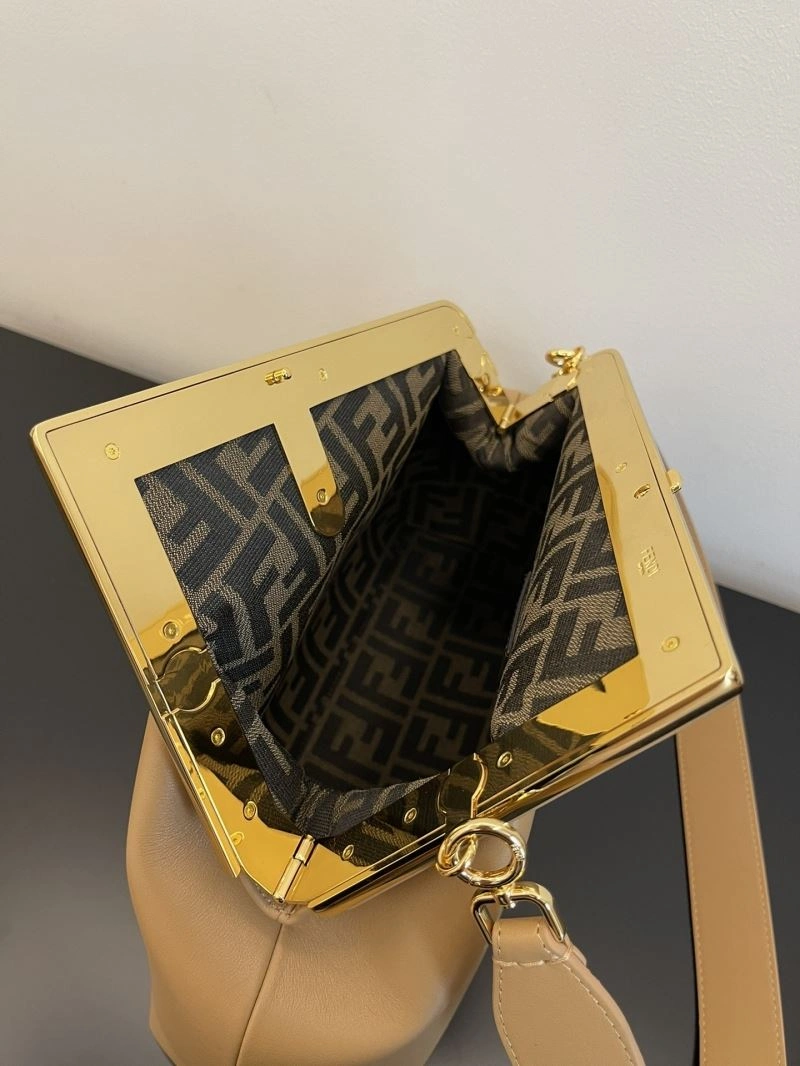 Fendi Satchel Bags Versatile 72812