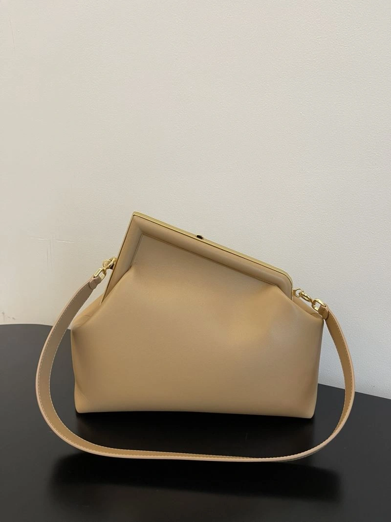 Fendi Satchel Bags Versatile 72812